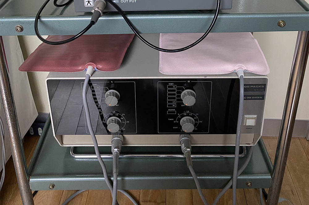 痛み治療の物療機器【ホットパック】