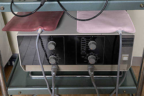 痛み治療の物療機器【ホットパック】
